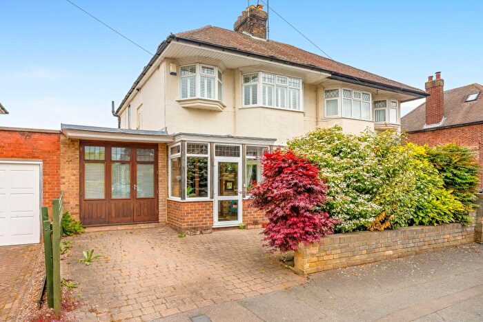 4 Bedroom Semi-Detached House For Sale In Thorpe Park Road, Peterborough, PE3