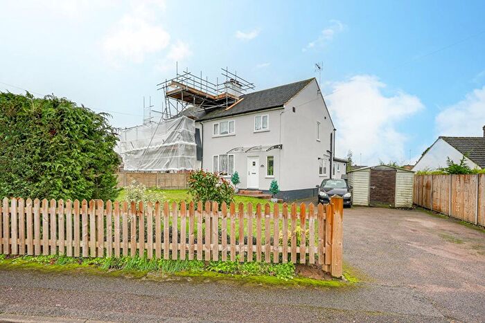 3 Bedroom Semi Detached House For Sale In Nelson Road, Leighton Buzzard, LU7