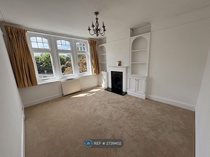 1 Bedroom Flat To Rent In Reigate Road, Reigate, RH2
