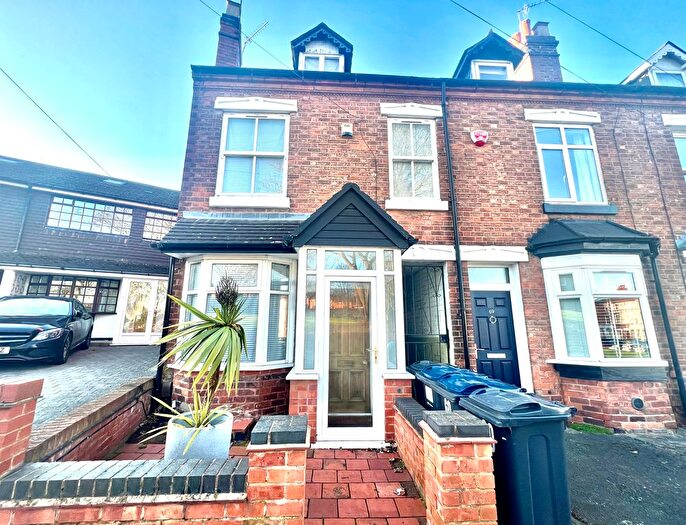 3 Bedroom End Terrace House To Rent In North Road, Birmingham, B17