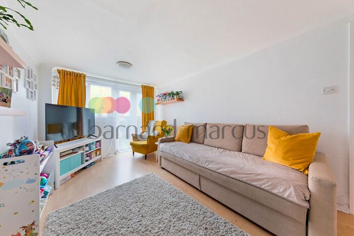 1 Bedroom Flat To Rent In Chipstead Avenue, Thornton Heath, CR7