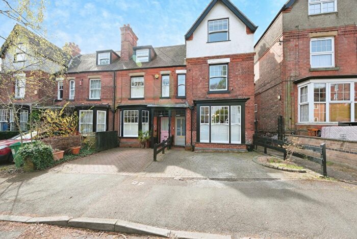 4 Bedroom Terraced House For Sale In Dagmar Grove, Nottingham, Nottinghamshire, NG3