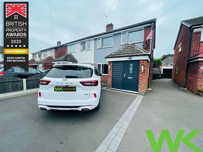 3 Bedroom Semi-Detached House For Sale In Rachael Gardens, Wednesbury, WS10