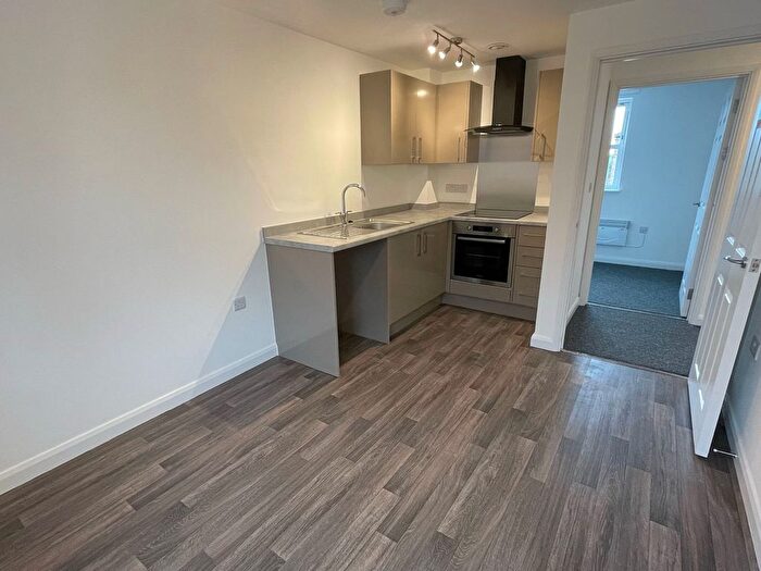 2 Bedroom Flat To Rent In Friarn Street, Bridgwater, Somerset, TA6