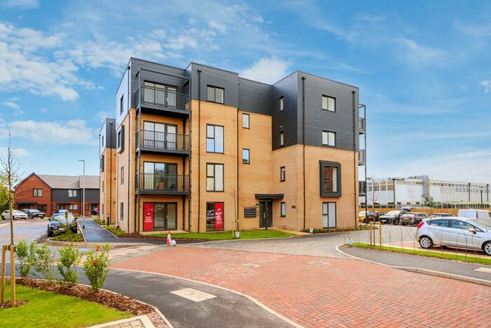 1 Bedroom Flat To Rent In Overfield Close, Hatfield, AL10