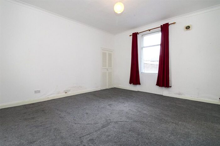 1 Bedroom Flat For Sale In Methil Brae, Methil, Leven, Fife, KY8