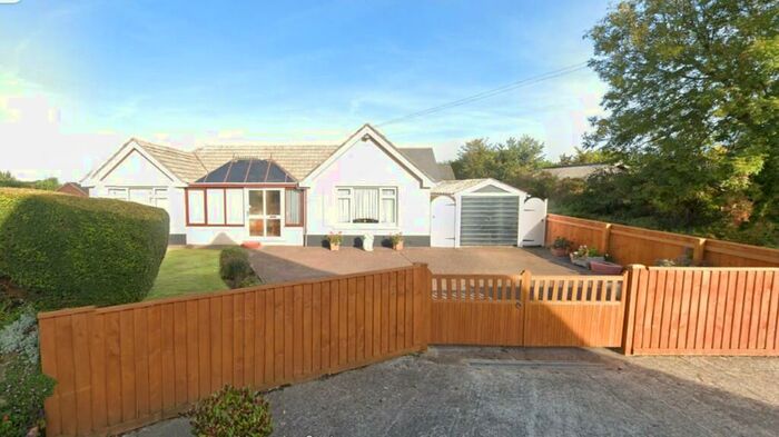 3 Bedroom Detached Bungalow For Sale In West Lane, EX19