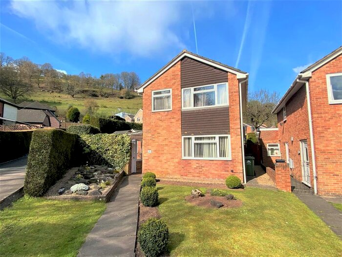 Houses for sale & to rent in GL17 0HE, Hazel Hill, Mitcheldean And