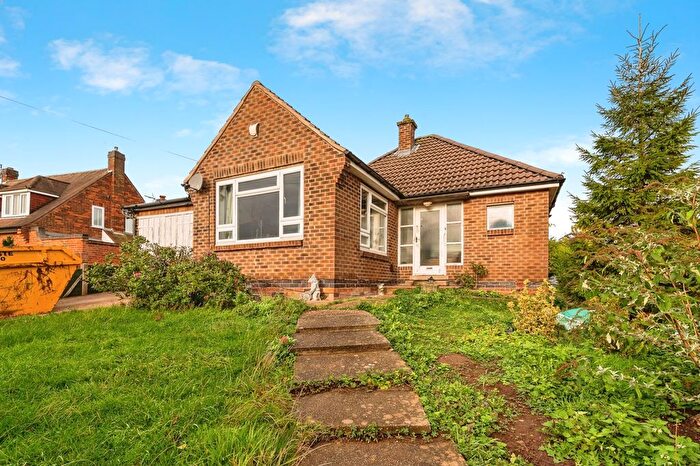 2 Bedroom Bungalow For Sale In Buxton Avenue, Carlton, Nottingham, Nottinghamshire, NG4