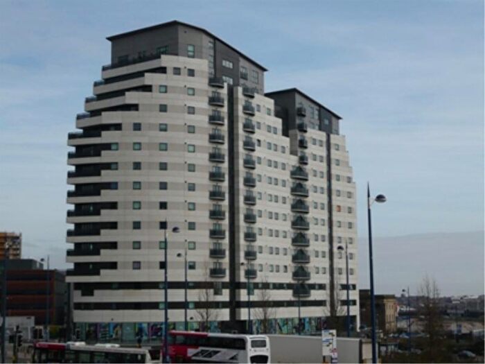 2 Bedroom Apartment To Rent In Masshouse Plaza, Moor Street, B5
