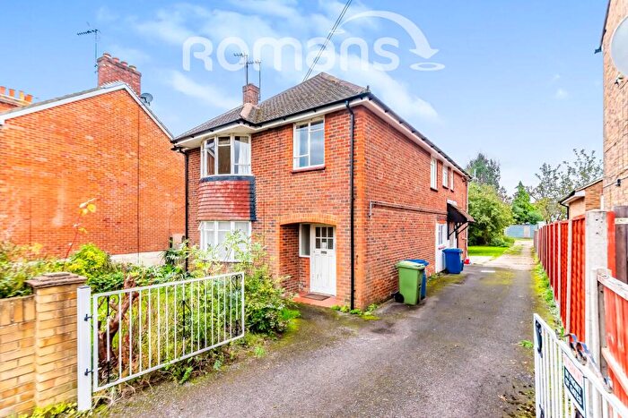 2 Bedroom Flat To Rent In Holly Road, Aldershot, GU12