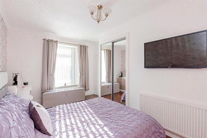 1 Bedroom Bungalow For Sale In Glasgow Road, Bathgate, EH48