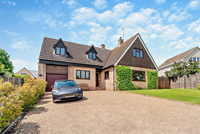 4 Bedroom Detached House For Sale In Main Street, Peterborough, PE8