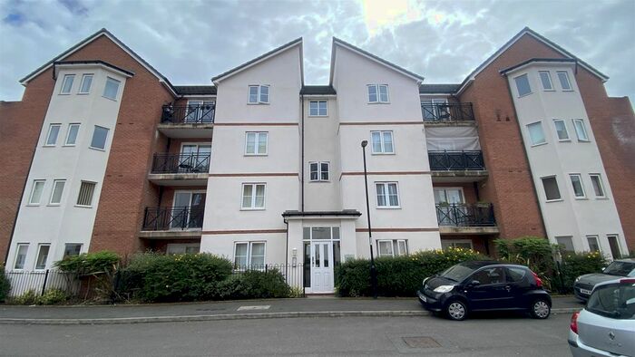 2 Bedroom Flat To Rent In Poppleton Close, City Centre, Coventry, CV1