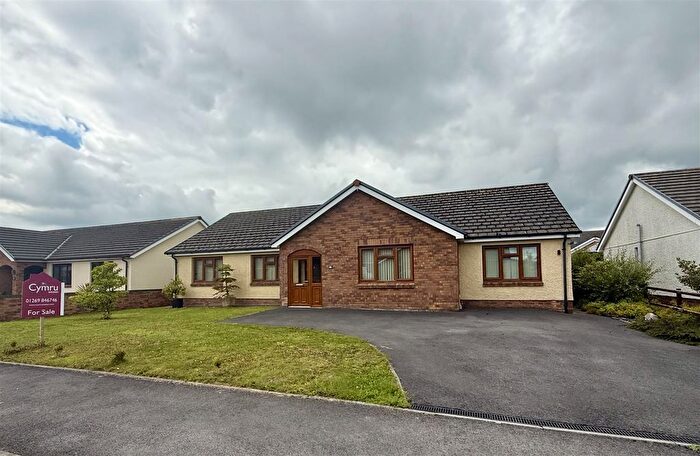 3 Bedroom Detached Bungalow For Sale In Waungoch, Upper Tumble, Llanelli, SA14