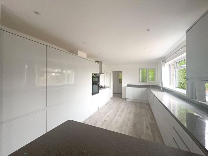 4 Bedroom Detached Bungalow To Rent In Pennsylvania, Exeter, Devon, EX4