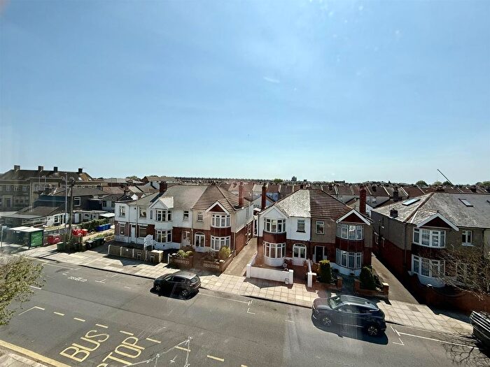 2 Bedroom Flat To Rent In Devonshire Avenue, Southsea, PO4