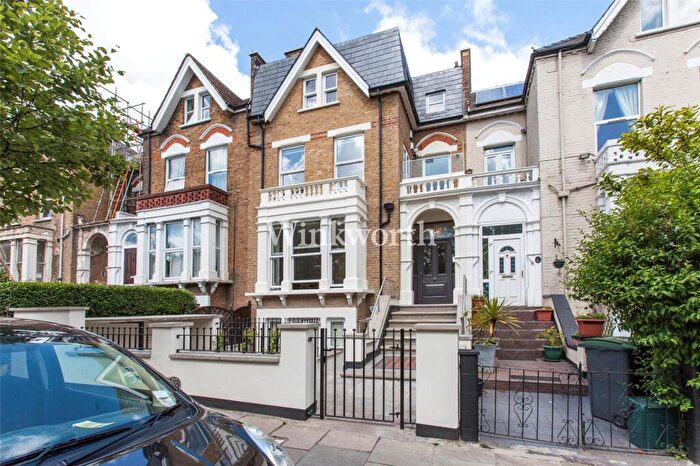 1 Bedroom Apartment To Rent In Endymion Road, London, N4