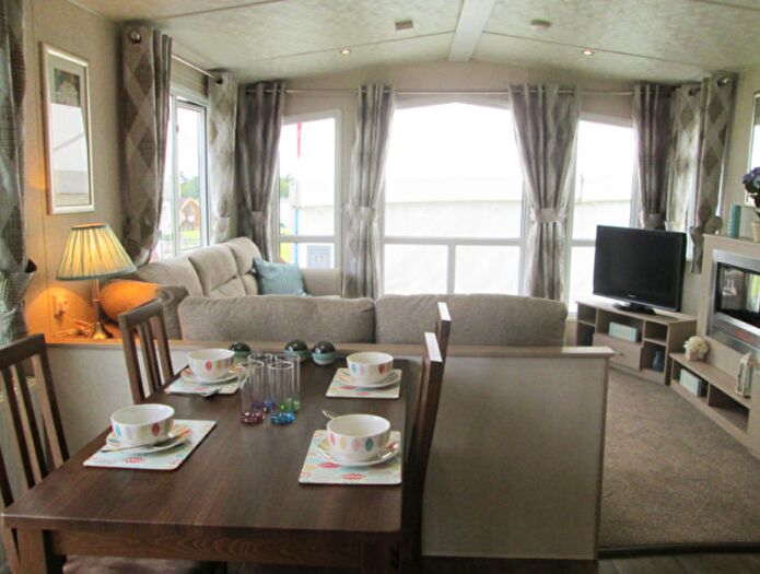 2 Bedroom Caravan For Sale In McNairston, Ayr, KA6