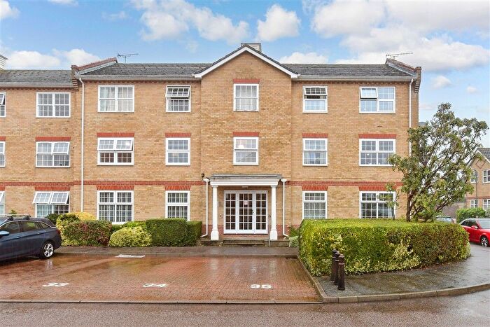 1 Bedroom Flat For Sale In Maxwell Place, Deal, Kent, CT14