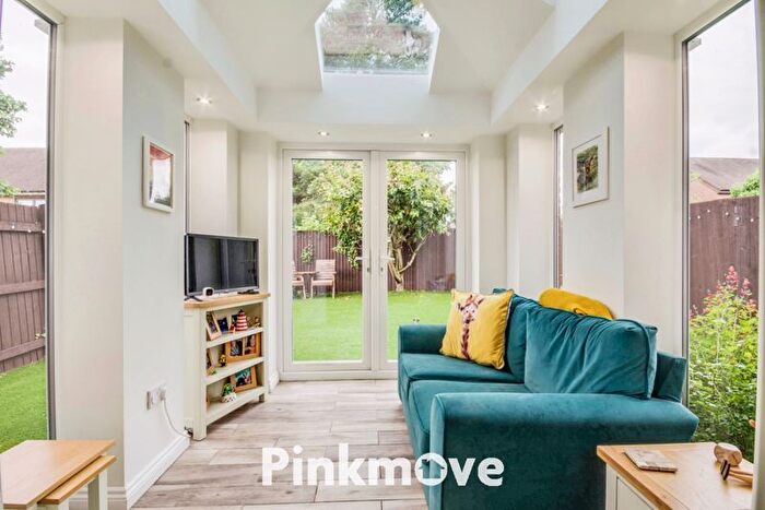 3 Bedroom End Of Terrace House For Sale In Llewellyn Walk, Newport, NP20