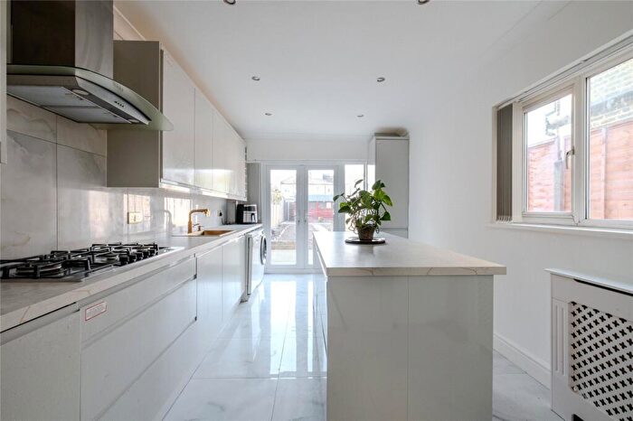 4 Bedroom House For Sale In Northwood Road, Thornton Heath, CR7