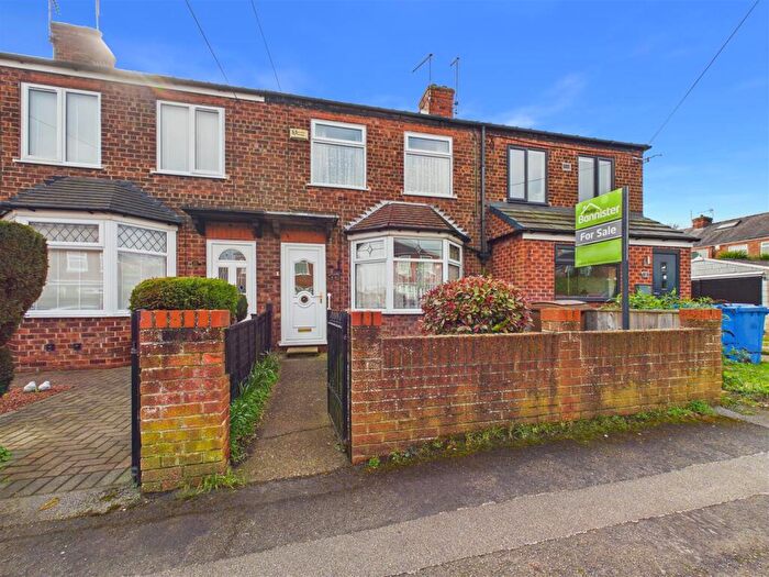 2 Bedroom Terraced House For Sale In Richmond Road, HU13