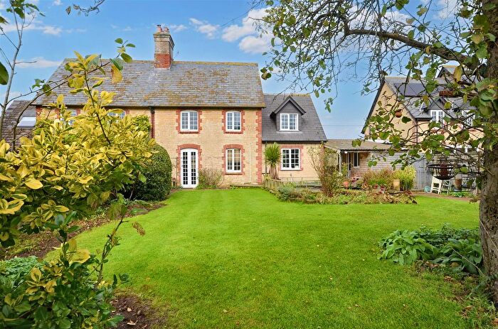 3 Bedroom Cottage For Sale In Westminster Buildings, Todber, Sturminster Newton, DT10