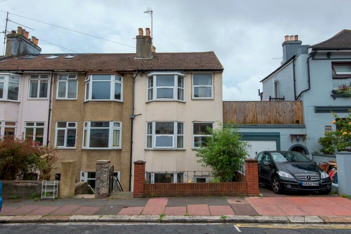 6 Bedroom Terraced House To Rent In Caledonian Road, Brighton, East Sussex, BN2