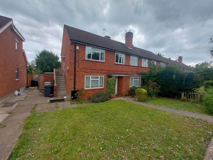 2 Bedroom Maisonette To Rent In Kenilworth Road, Edgware, Greater London, HA8