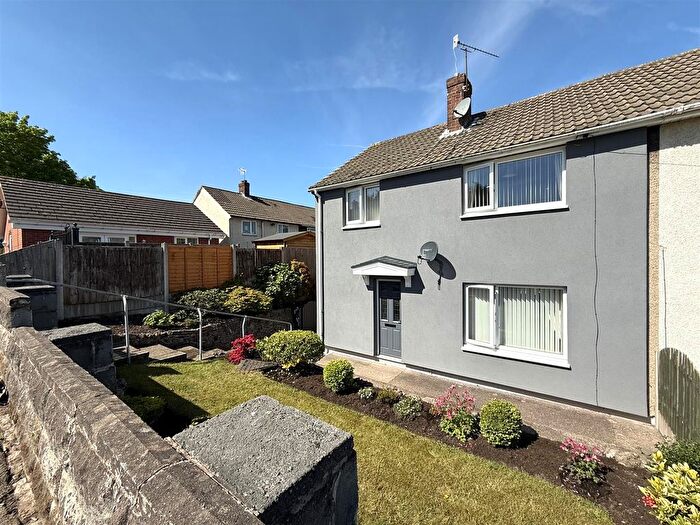 3 Bedroom End Of Terrace House For Sale In Hislop Road, Rugeley, WS15