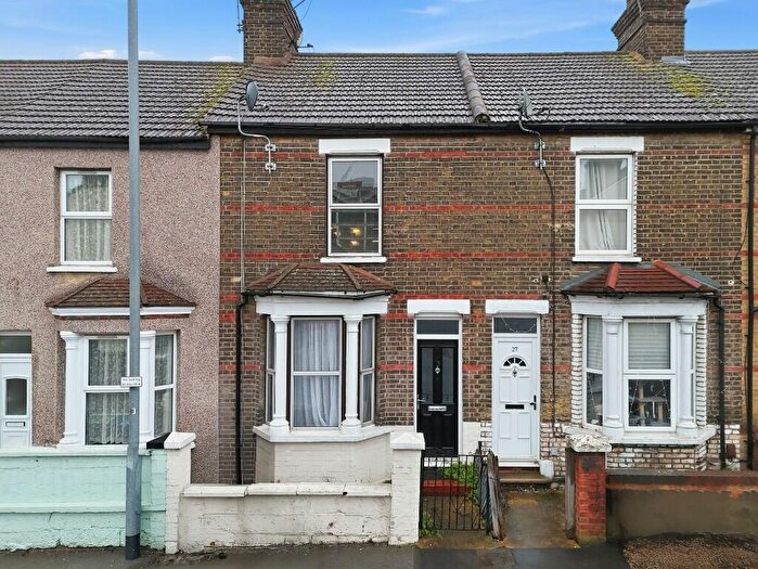 2 Bedroom Terraced House For Sale In Stanley Road, Grays, RM17