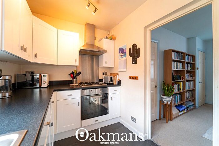 2 Bedroom End Of Terrace House For Sale In Lygon Grove, Quinton, Birmingham, West Midlands, B32