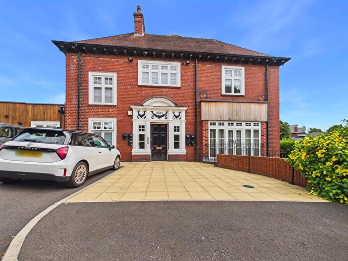 2 Bedroom Flat For Sale In Durham Road, Gateshead, NE9