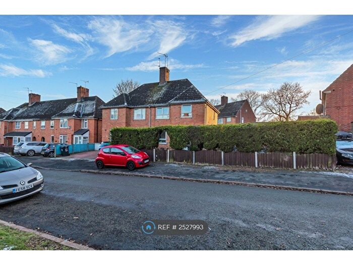 3 Bedroom Semi-Detached House To Rent In Thurlington Road, Leicester, LE3