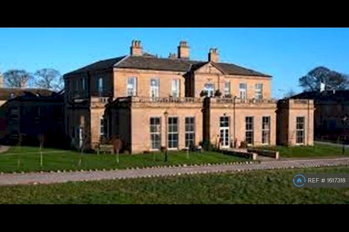 2 Bedroom Flat To Rent In Berry Hill Hall, Mansfield, NG18