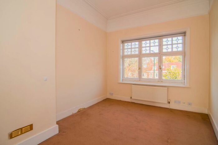 1 Bedroom Apartment To Rent In Church Road, London, SW13