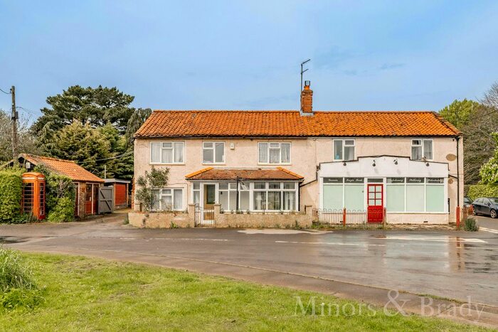 6 Bedroom Detached House For Sale In Chapel Lane, Beeston, King's Lynn, PE32