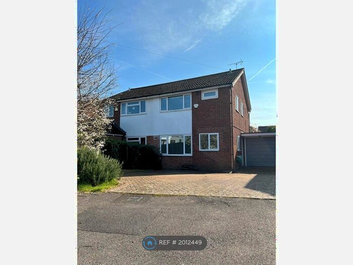 3 Bedroom Semi-Detached House To Rent In Orchard Close, Spencers Wood, Reading, RG7