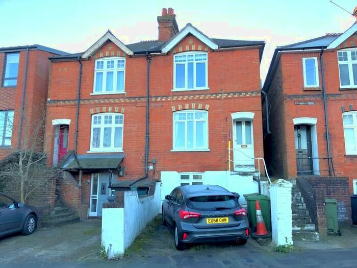 3 Bedroom Semi-Detached House To Rent In Sydenham Road, Guildford, GU1