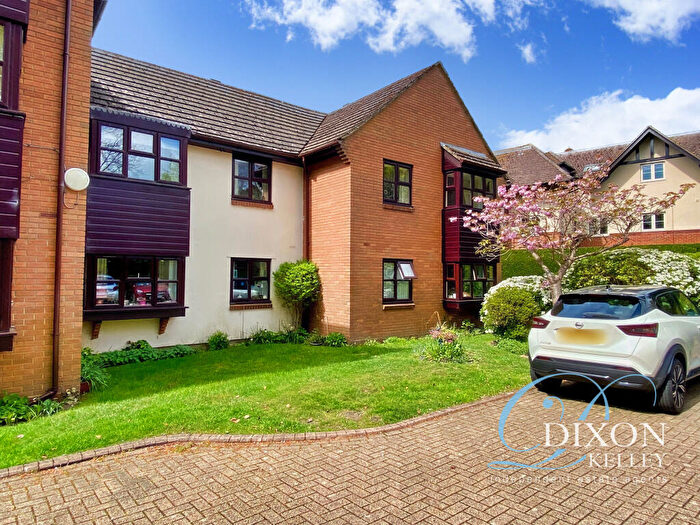 1 Bedroom Flat For Sale In Flat, Berkeley Court, Moorside Road, Ferndown, Dorset, BH22
