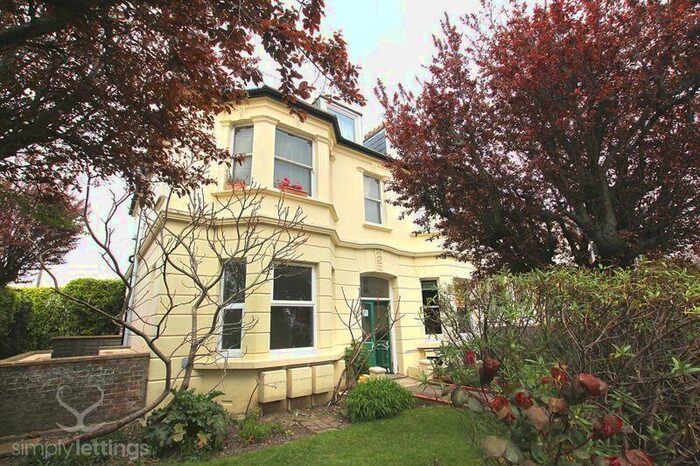 1 Bedroom Flat To Rent In Church Walk, Worthing, BN11