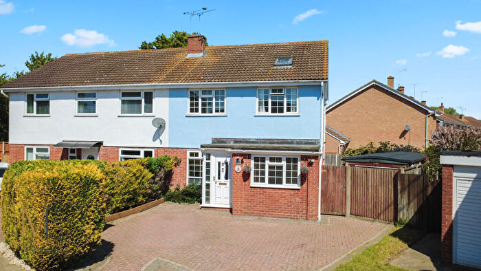 3 Bedroom Semi Detached House For Sale In Jessica Mews, Milton Regis, Sittingbourne, ME10