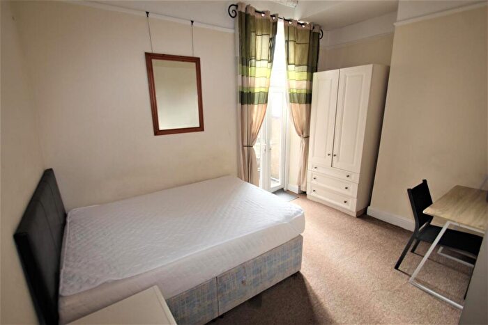 8 Bedroom Terraced House For Sale In Victoria Road South, Southsea, Portsmouth, PO5