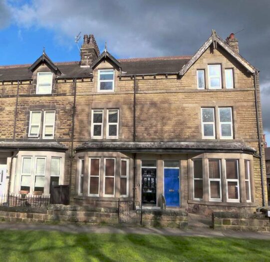 2 Bedroom Flat To Rent In Dragon View Harrogate, HG1