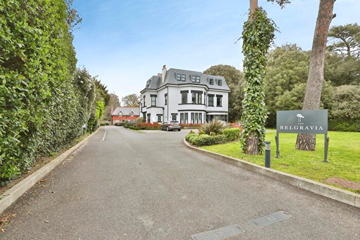 2 Bedroom Flat For Sale In Christchurch Road, Bournemouth, Dorset, BH1