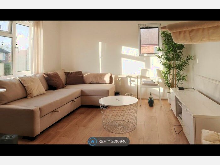 2 Bedroom Flat To Rent In Golding Rd, Cambridge, CB1