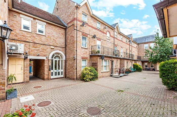 1 Bedroom Apartment For Sale In Godfreys Mews, Chelmsford, Essex, CM2