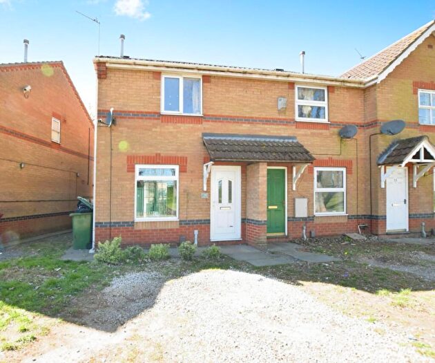 2 Bedroom End Of Terrace House For Sale In Bluebell Close, Scunthorpe, DN15