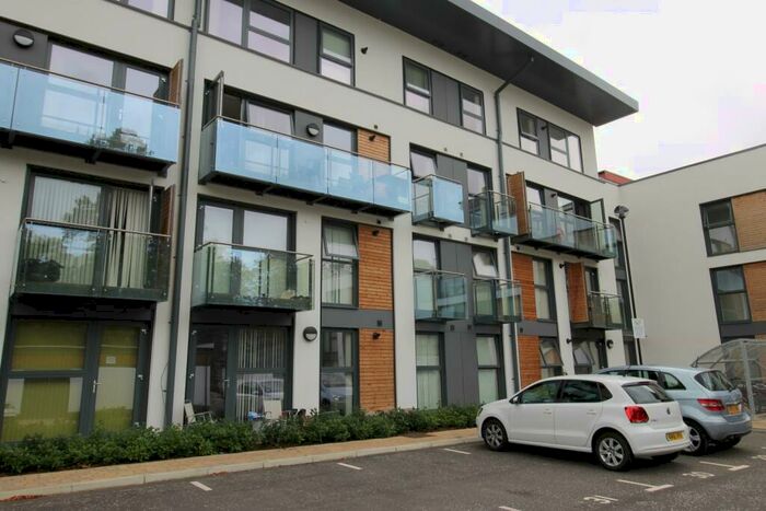 2 Bedroom Apartment To Rent In Whitworth House Stable Road Colchester, CO2